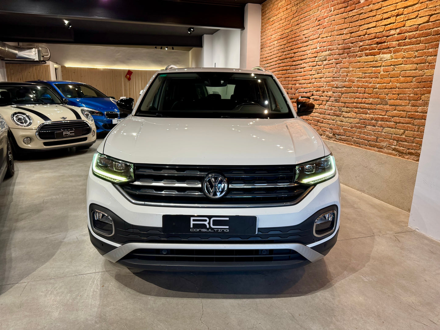 Volkswagen T-CROSS First Edition  año 2018 con 75.000km