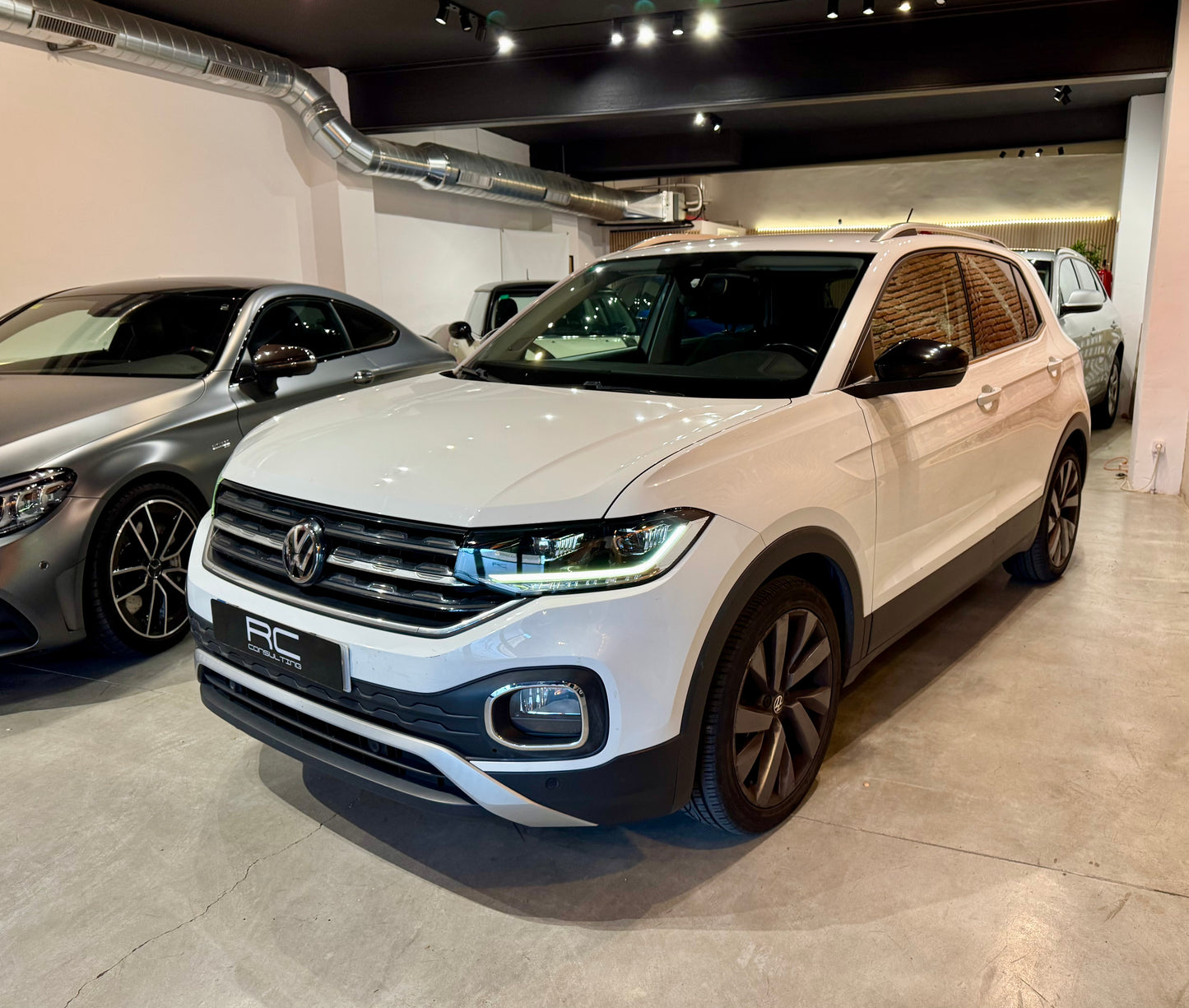 Volkswagen T-CROSS First Edition  año 2018 con 75.000km